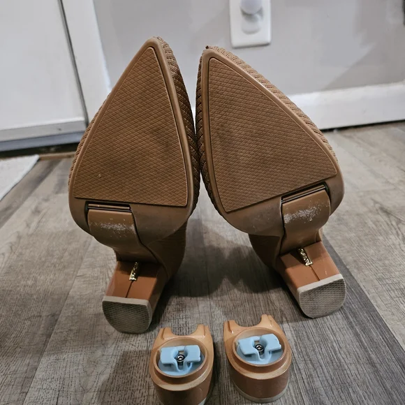 Pashion Footwear Whiskey Bootie - Picture 3 of 5